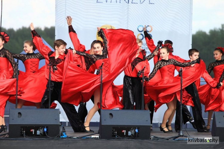 Танцовщики из Кривого Рога победили сразу в трех номинациях на международном фестивале в Литве (фото) 