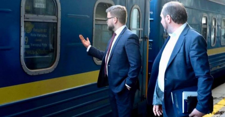 Криворожане смогут оценить качество уборки в поездах Украины