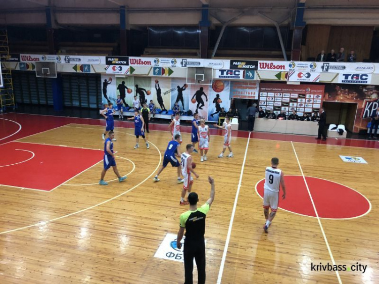 Криворожские баскетболисты уверенно прошли в следующий раунд Кубка Украины (ФОТО)