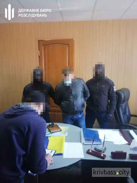 Заместителя начальника полиции Кривого Рога задержали за предложение взятки