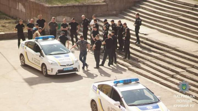 В Кривой Рог приехали полицейские из Черкасс и Кропивницкого (ФОТО)