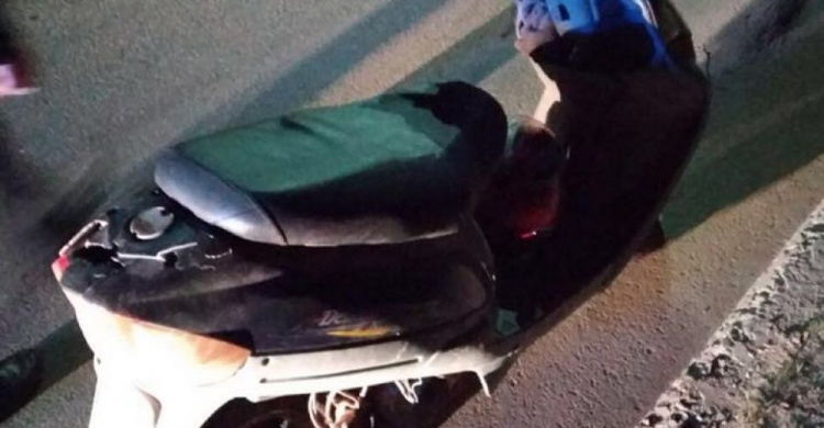 В Кривом Роге ночью патрульные остановили нетрезвого водителя на скутере (фото)