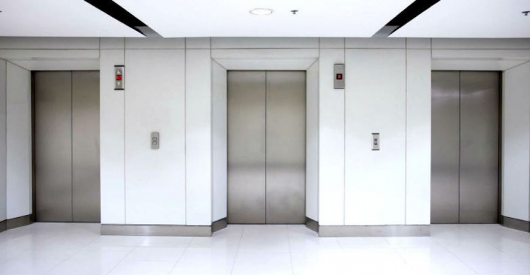 В 2019 году в Кривом Роге отремонтировали 100 лифтов, - горсовет