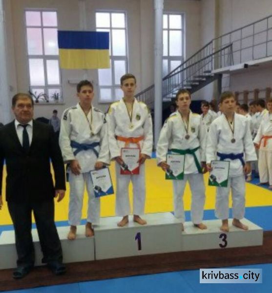 Команда дзюдоистов из Кривого Рога привезла награды с чемпионата области (ФОТО)