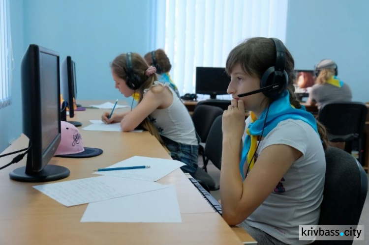 В Днепропетровской области открылось 38 летних лагерей с углубленным изучением иностранных языков (ФОТО)