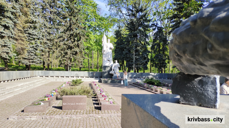 22 червня в Україні вшановують пам’ять жертв нацистсько-радянської війни