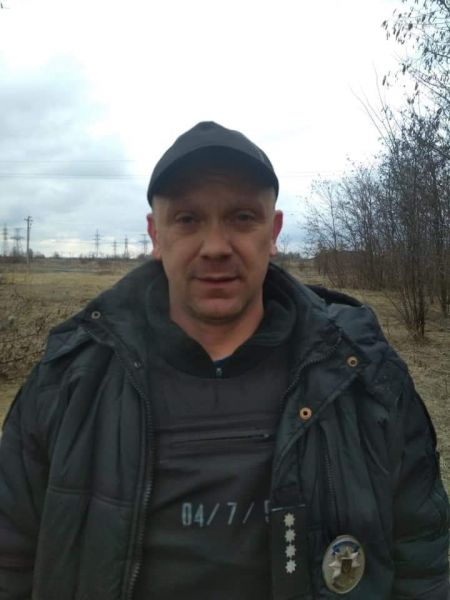 На Днепропетровщине водитель вместо документов бросал в полицейских гранаты (фото)