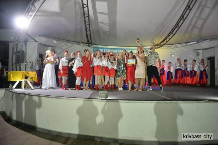 Танцевальный коллектив из Кривого Рога привёз гран-при с международного фестиваля (ФОТО)