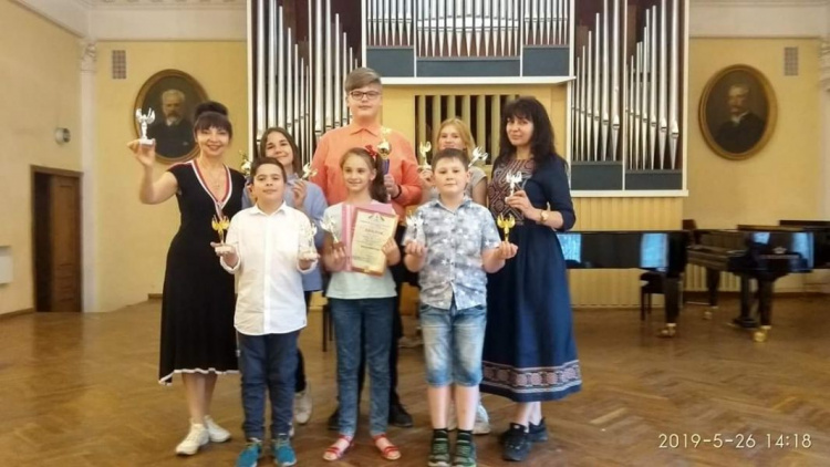 Юные музыканты из Кривого Рога вернулись с победой с Международного детского фестиваля (фото)