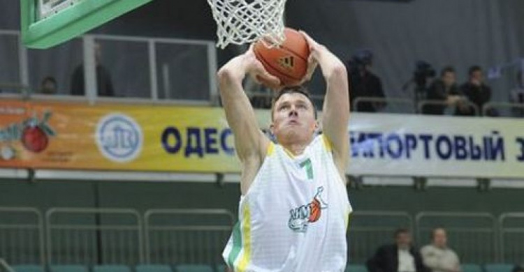 Баскетболист из Кривого Рога перешёл в команду вице-чемпионов