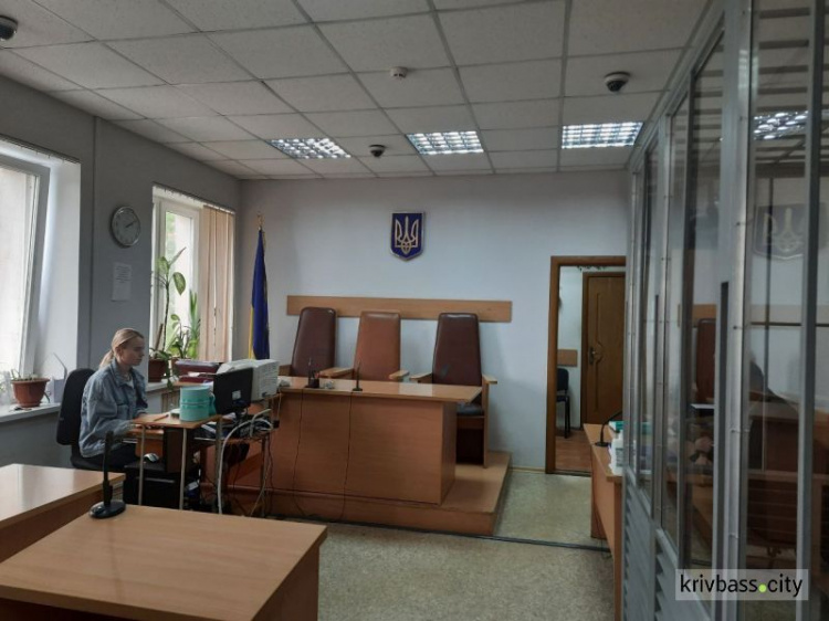 В Дзержинском суде перенесли судебное разбирательство по делу чиновницы