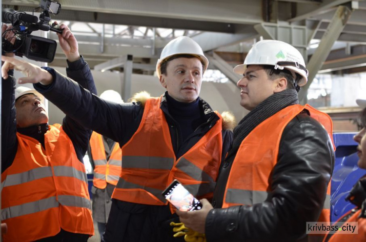 Представители общественности посетили комплекс «Украинских минеральных удобрений»