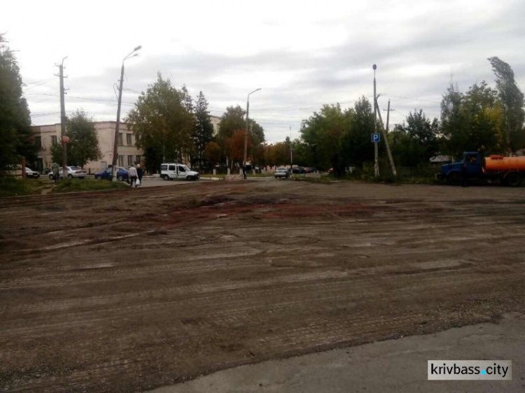 В Кривом Роге ведется ремонт дороги по улице Юных Моряков и Шурупова (ФОТО)