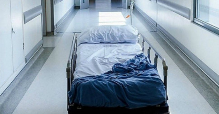 67 пацієнтів госпітальних баз міста знаходяться у важкому стані, 4 людини померли