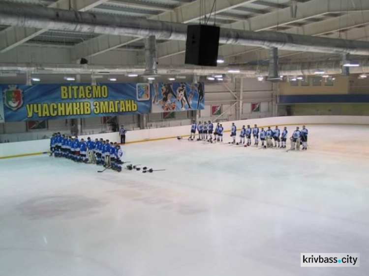 Команда хоккеистов Кривбасс в Чемпионате Украины одержала победу (ФОТО)
