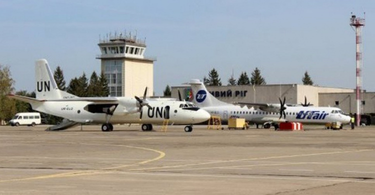 Аэропорт Кривого Рога получил деньги на покупку двух приборов для обслуживания больших самолётов