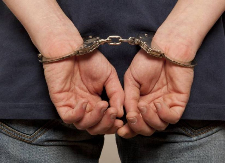 В Кривом Роге полицейские задержали грабителя магазина за считанные часы