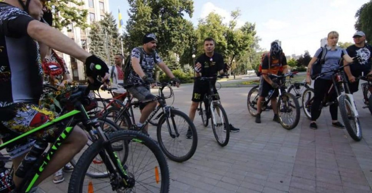 На Днепропетровщине планируют развивать инфраструктуру для велосипедистов (фото)