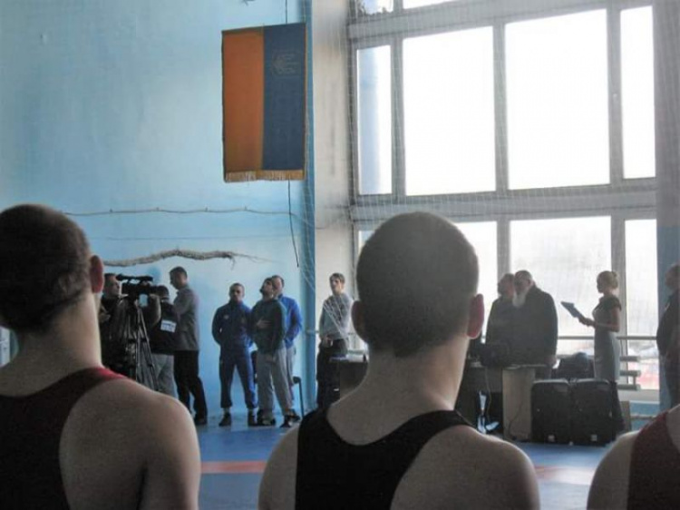 В Кривом Роге впервые проходит Чемпионат Украины по греко-римской борьбе (ФОТО)