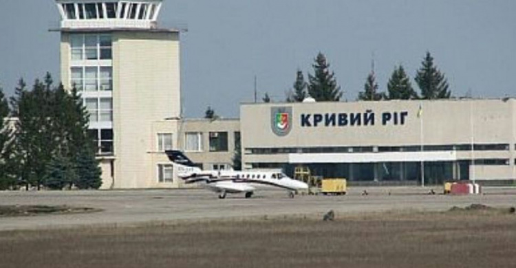 Аэропорт Кривого Рога закрыт в связи с непогодой