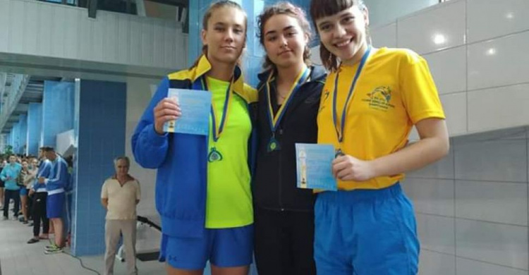 Золото, серебро и бронза: криворожские спортсмены вернулись с чемпионата Украины по подводному спорту (фото)