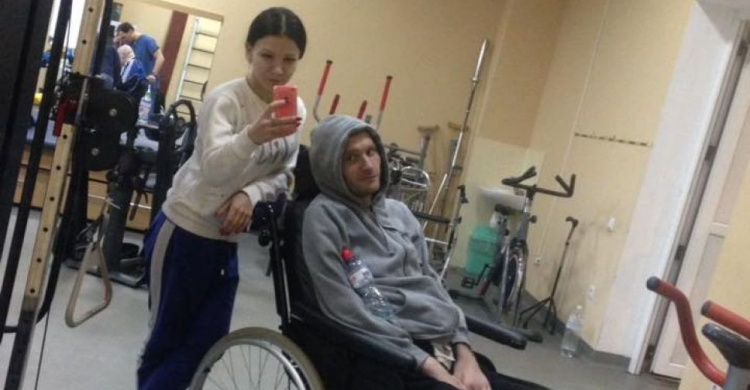 Раненный в Кривом Роге журналист продолжает курс реабилитации во Львове