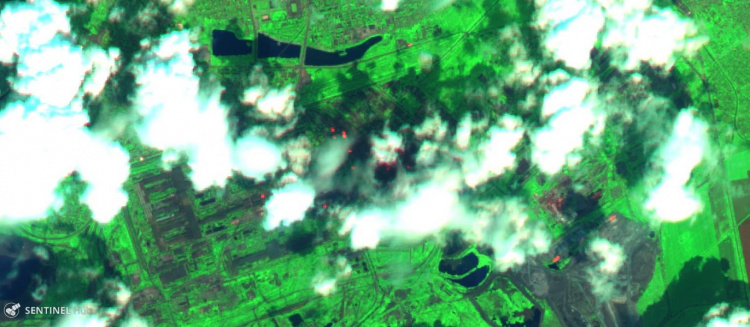 Спутник из космоса зафиксировал выбросы криворожского промышленного предприятия (фото)