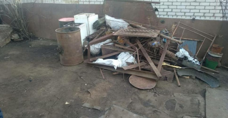 Более 700 тонн изъяли криворожские правоохранители из незаконного пункта приема металлолома (фото)
