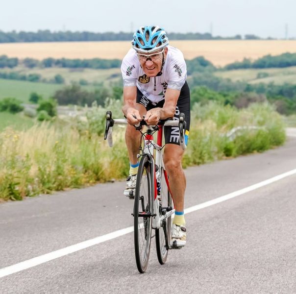 Велосипедист из Кривого Рога в 75-лет стал победителем Всеукраинских игр ветеранов велоспорта