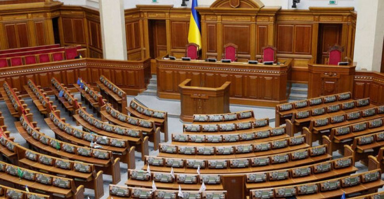 В Україні хочуть заборонити російський рубль: у Раді зареєстрували три законопроєкти