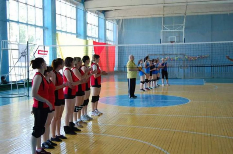 В Кривом Роге прошёл волейбольный турнир (ФОТОРЕПОРТАЖ)