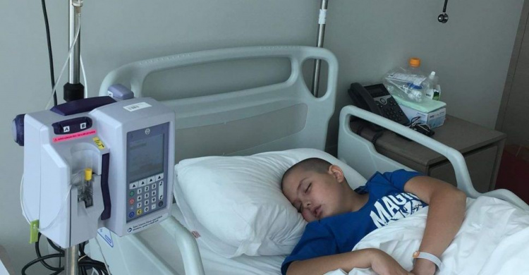 Десятилетнему Владимиру из Кривого Рога нужна помощь, чтобы побороть редкое заболевание (фото)