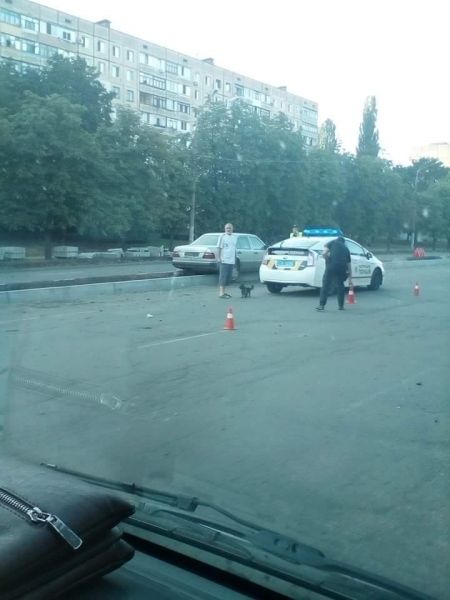 Погоня в Кривом Роге: автомобиль не остановил даже дорожный разделитель (ФОТО)