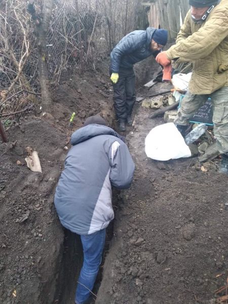 Под Кривым Рогом во время копания траншеи нашли человеческие останки