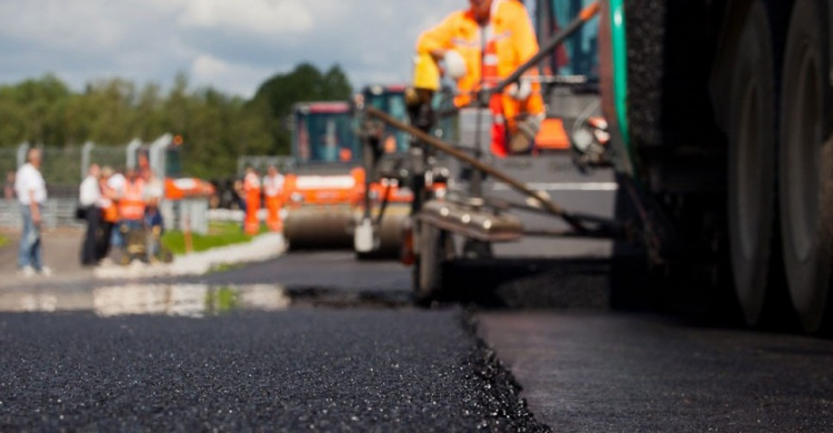 В Кривом Роге начат масштабный ремонт дороги в Центрально-городском районе