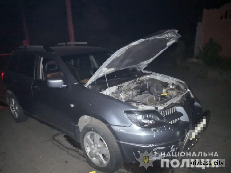 На Днепропетровщине в автомобиль бросили гранату: есть пострадавшие (фото)