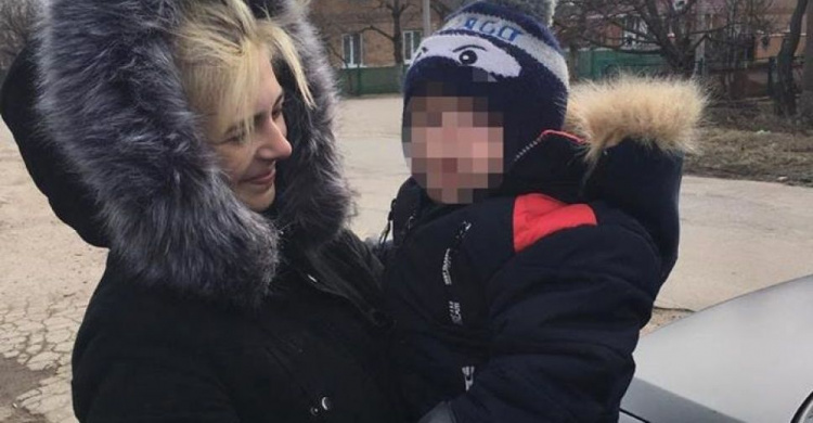 На Днепропетровщине полицейские разыскали пропавших девушку с маленьким ребенком