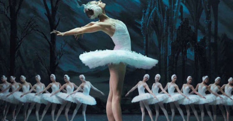 189 лет назад в балете впервые использовано платье под названием «пачка»