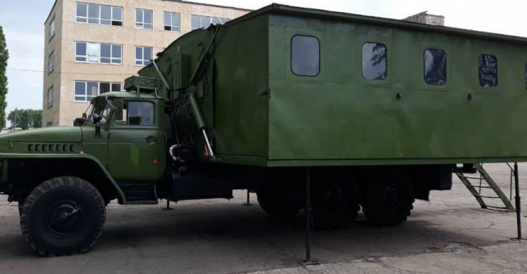 Благотворительный фонд отремонтировал автомобиль бойцам криворожской 17-й танковой бригады