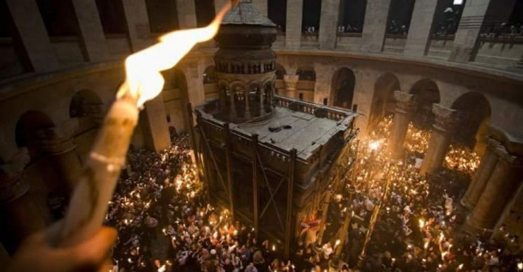 В Пасхальную ночь в Кривой Рог привезут благодатный огонь из Иерусалима