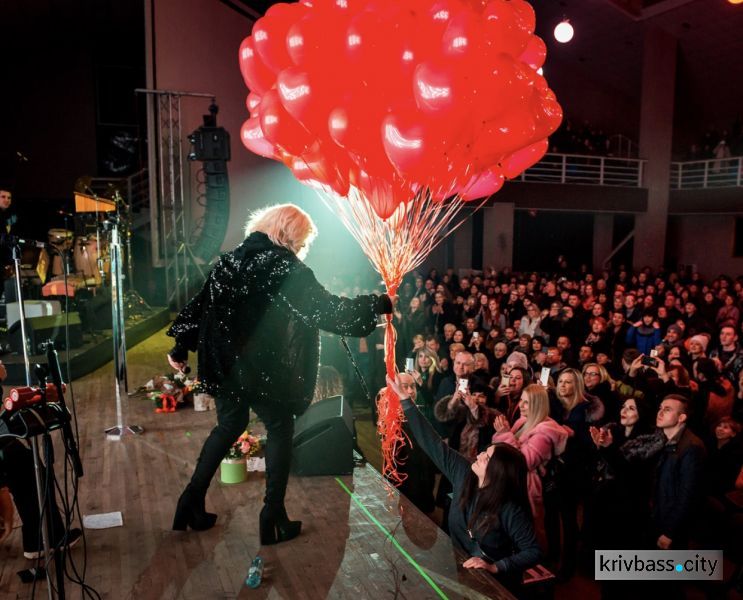 "Без грима": в Кривом Роге прошел концерт Ирины Билык в День влюбленных (ФОТО+ВИДЕО)