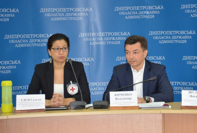 На Днепропетровщине  планируют создать программу для поддержки родных пропавших без вести в Донецке