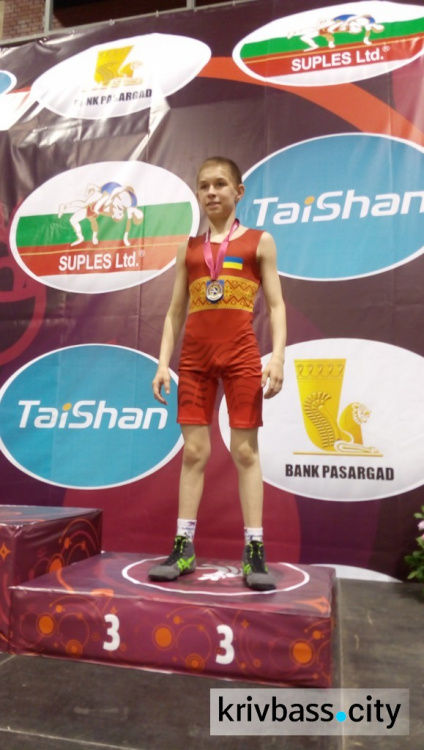 Спортсмен из Кривого Рога стал призером на чемпионате Европы по вольной борьбе (ФОТО)