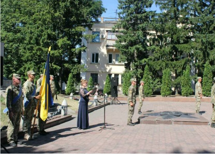 В Кривом Роге провели День скорби и чествования памяти жертв войны в Украине