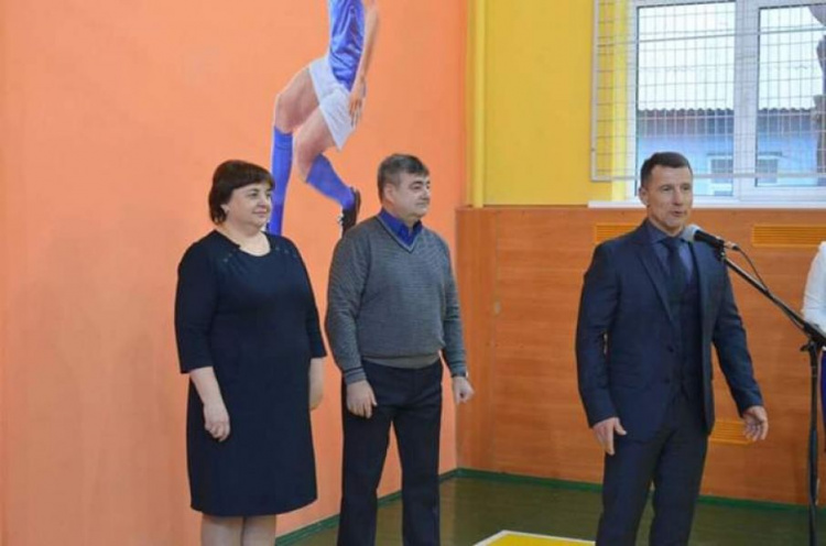 В Широковском районе Кривого Рога после капремонта открыли спортивную школу (фото)