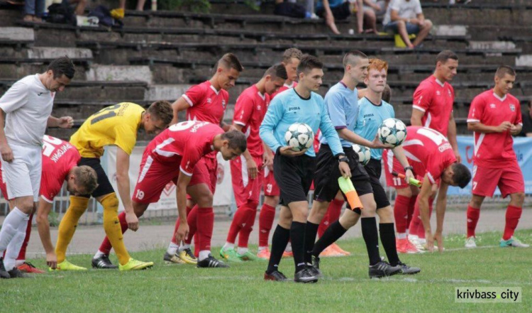 Футбол в Кривом Роге: одноимённый клуб встретится с софиевским «Колосом»