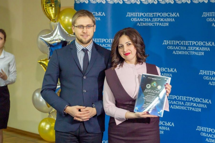 Лучшим молодым ученым Днепропетровщины вручили награды (фото)