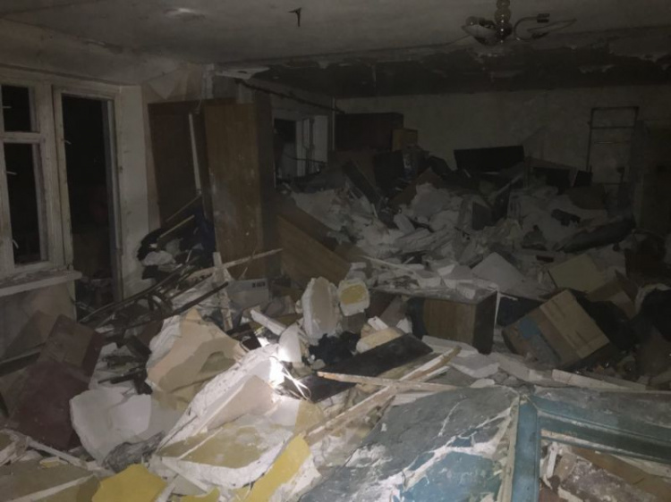 Взрыв в жилом доме Кривого Рога: пострадавших будут отселять (ФОТО, ВИДЕО)