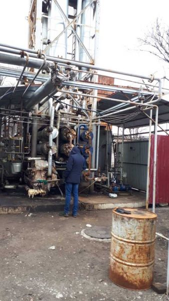 На Днепропетровщине подпольно изготавливали горючее в промышленных масштабах (фото)