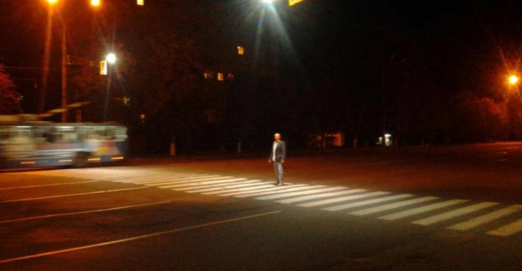 На пешеходных переходах Кривого Рога станет безопасней, там установят освещение